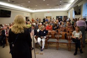 nicole schwalbe and audience 300x200